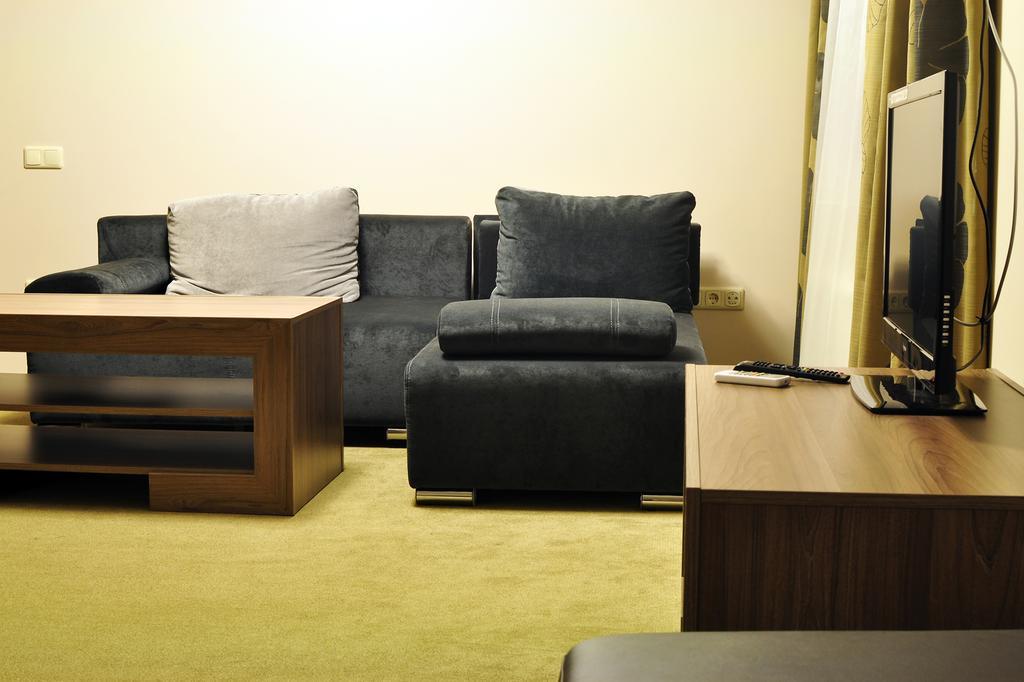Hotel Grejaus Namas Kėdainiai Zimmer foto